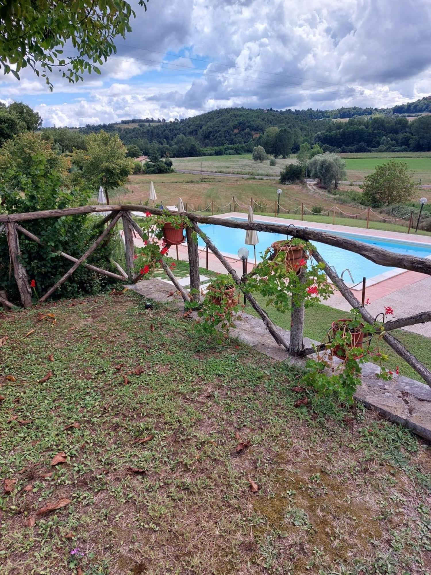 Agriturismo Podere Valdilucciole Читта-делла-Пьеве Экстерьер фото
